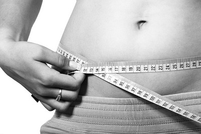 comment lisser le ventre apres une liposuccion